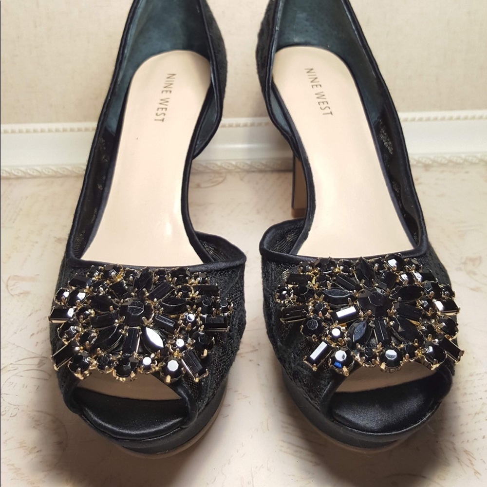 Nine West black lace heels